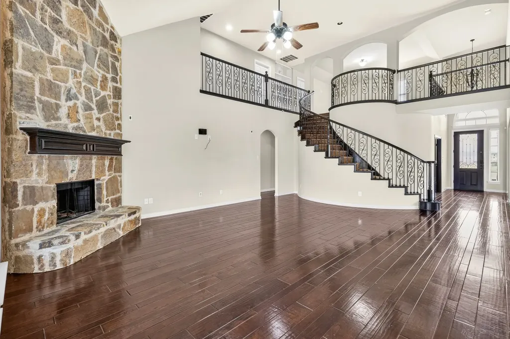 206 White Rock Court Ovilla TX 75154