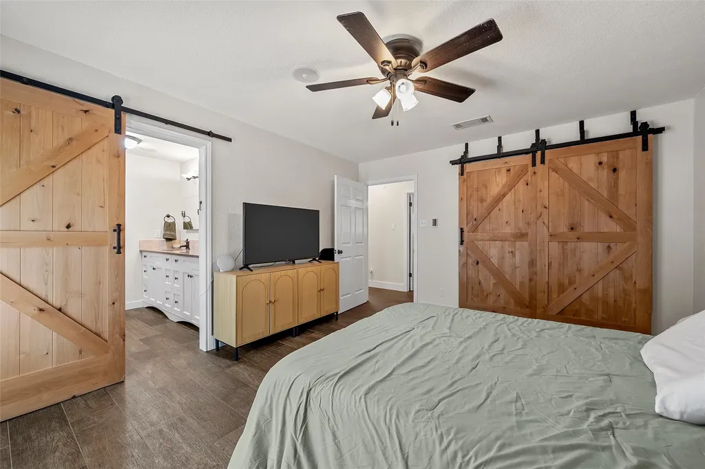 401 N Avenue V Clifton TX 76634