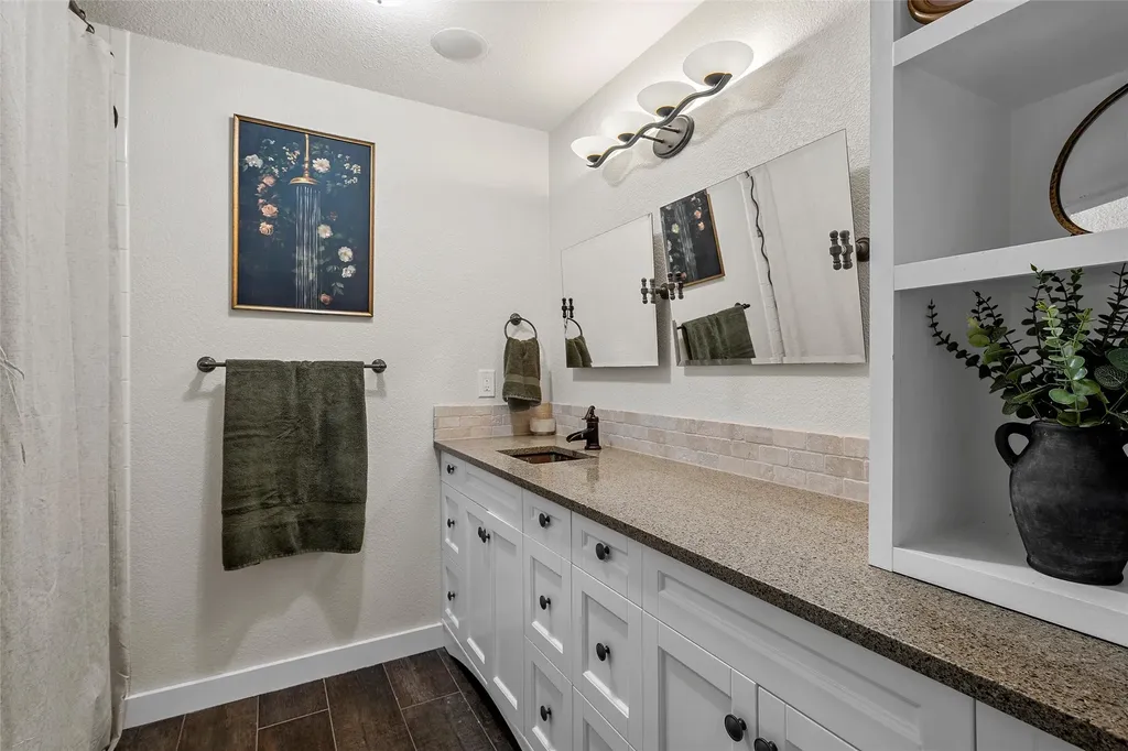 401 N Avenue V Clifton TX 76634