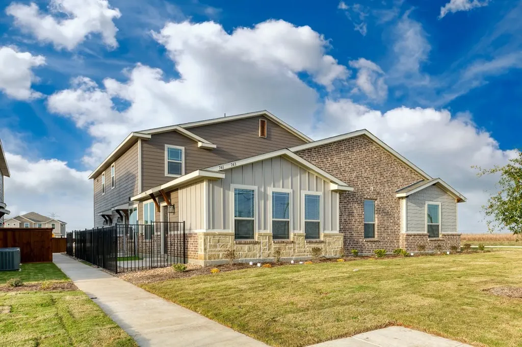 720 Fallow Drive Venus TX 76084