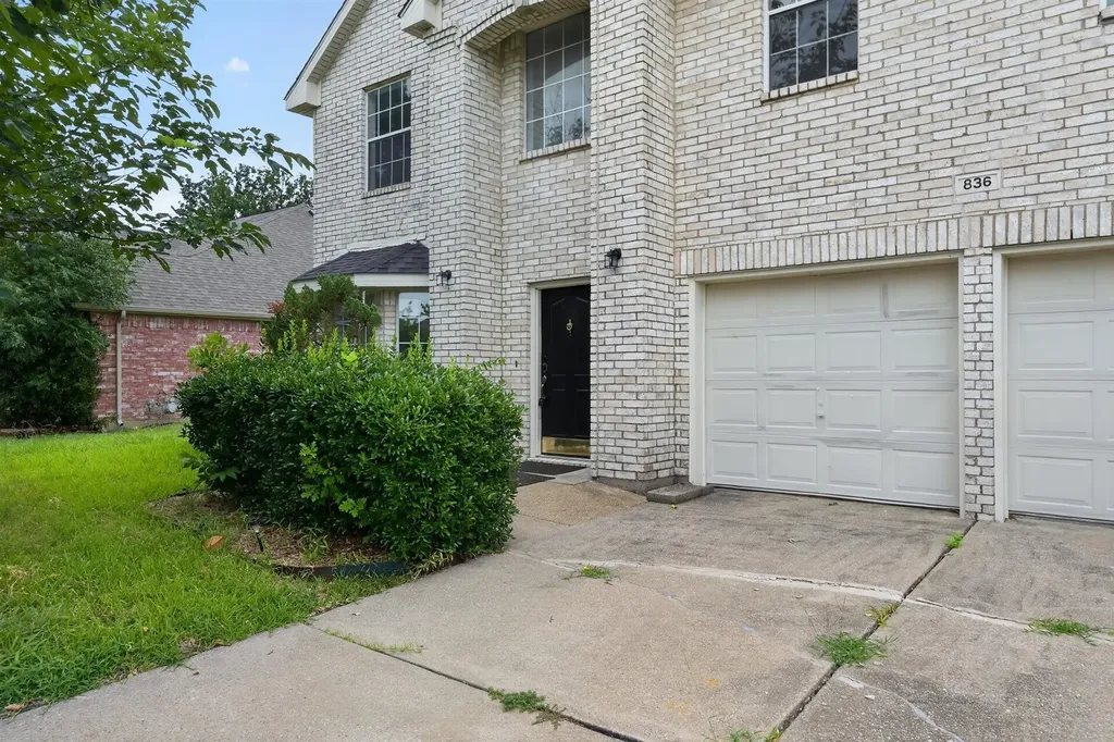 836 Snapdragon Lane Plano TX 75075