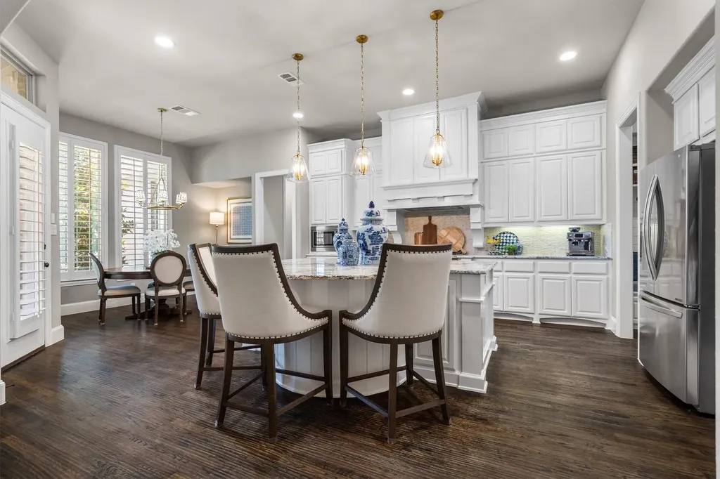 9309 Sabal Lane Lantana TX 76226
