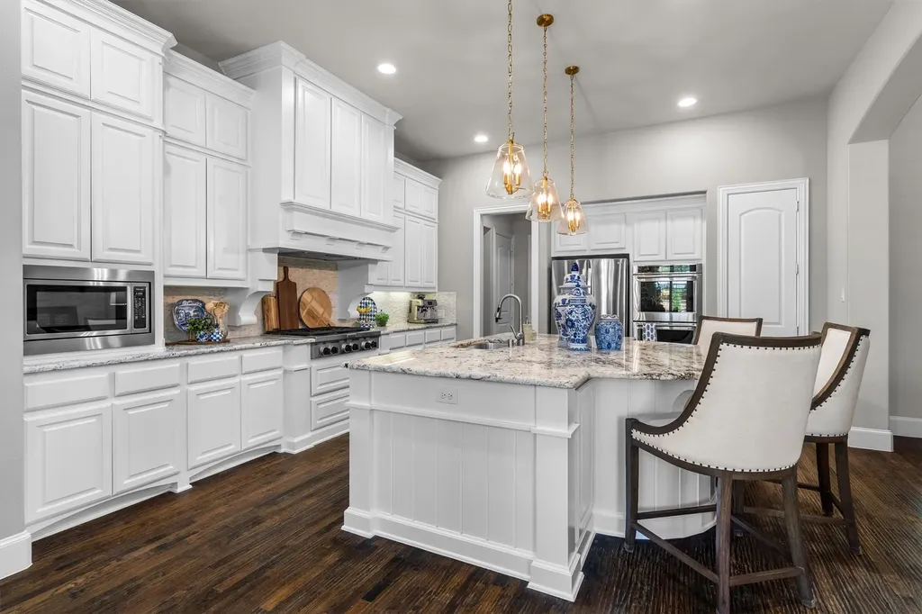 9309 Sabal Lane Lantana TX 76226