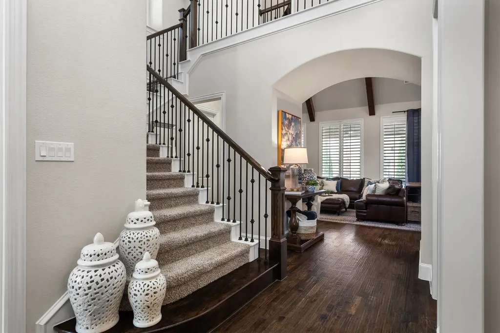 9309 Sabal Lane Lantana TX 76226