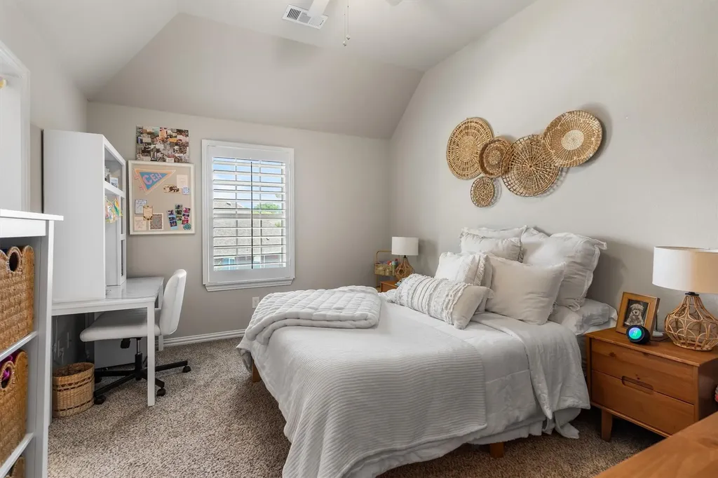 9309 Sabal Lane Lantana TX 76226