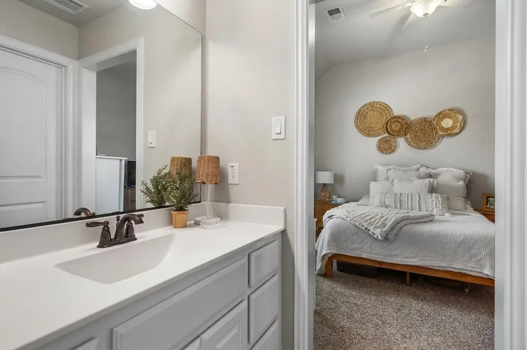 9309 Sabal Lane Lantana TX 76226