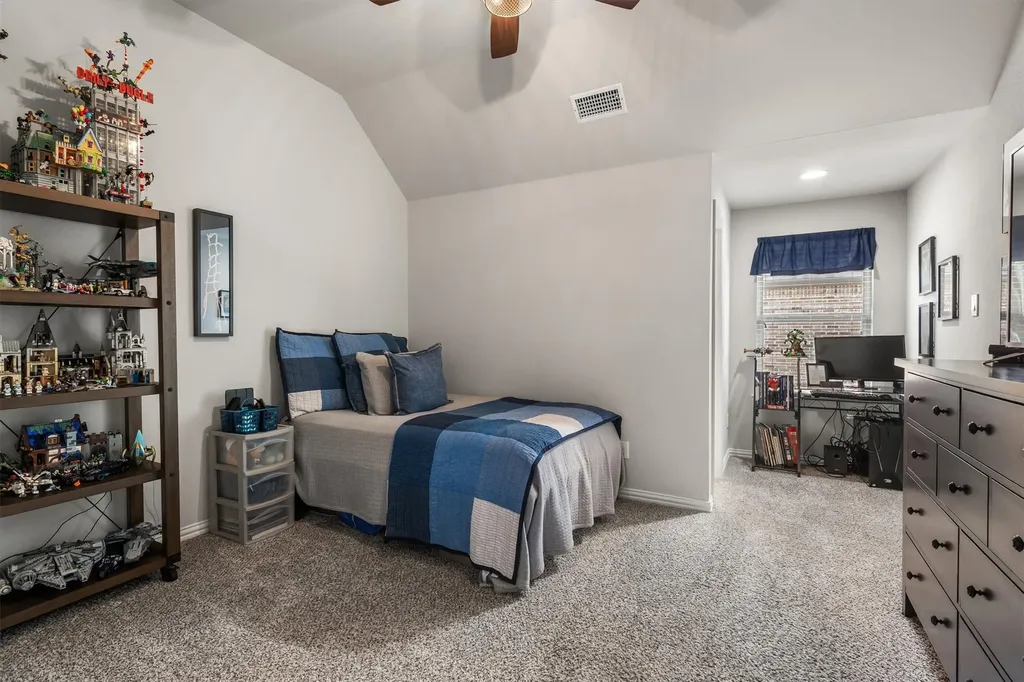 9309 Sabal Lane Lantana TX 76226