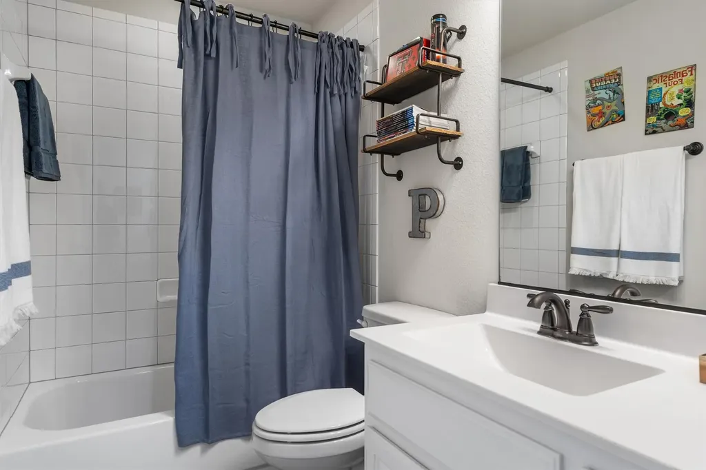 9309 Sabal Lane Lantana TX 76226