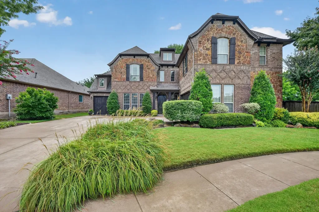 1200 Madera Drive Burleson TX 76028