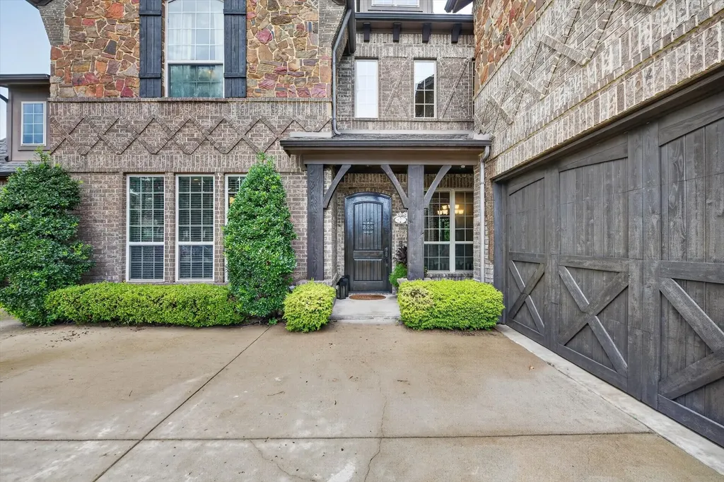 1200 Madera Drive Burleson TX 76028