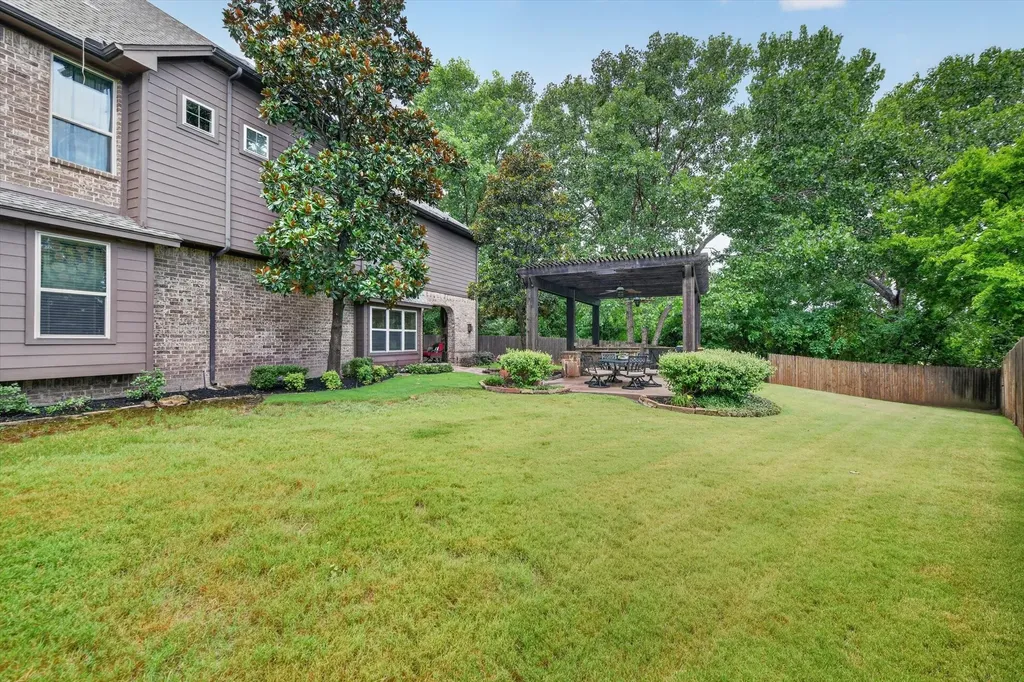 1200 Madera Drive Burleson TX 76028