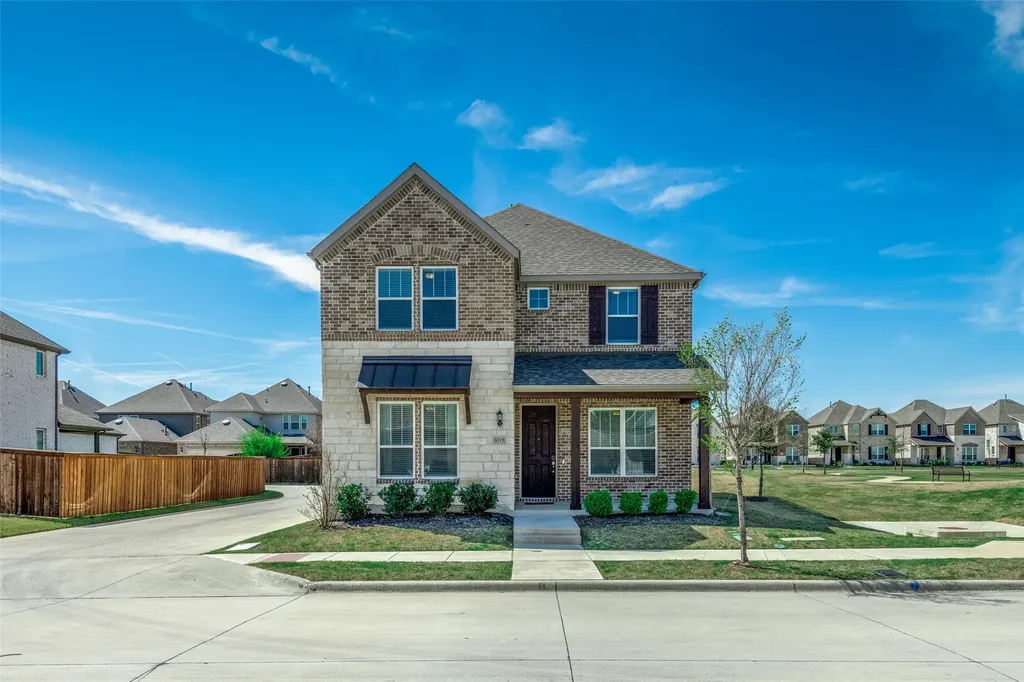 8715 Royal Star Road Rowlett TX 75089