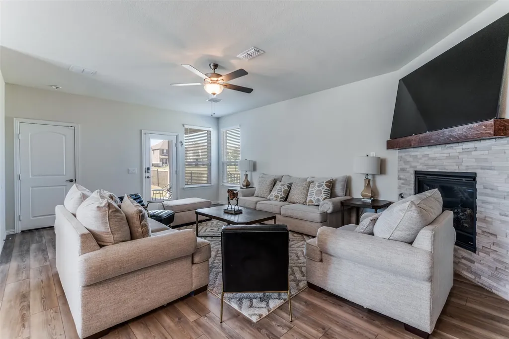 8715 Royal Star Road Rowlett TX 75089