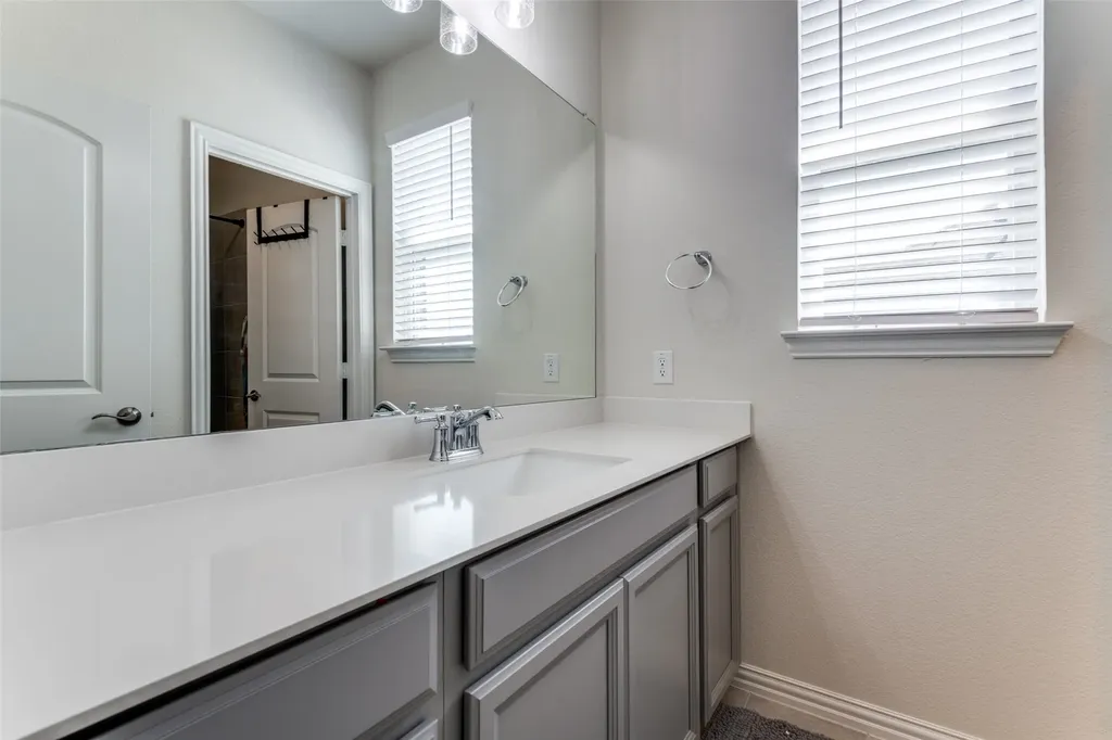 8715 Royal Star Road Rowlett TX 75089