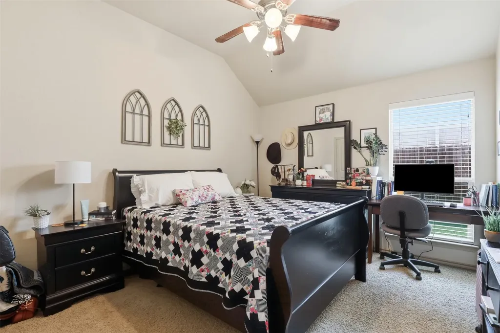 1608 Salado Trail Weatherford TX 76087