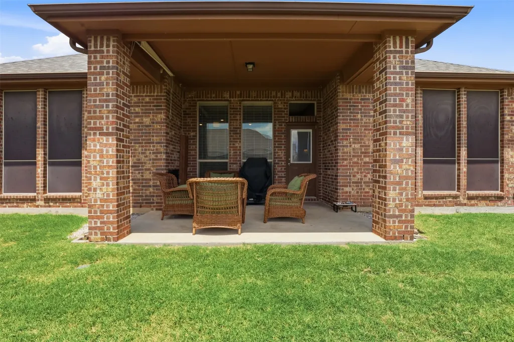 1608 Salado Trail Weatherford TX 76087