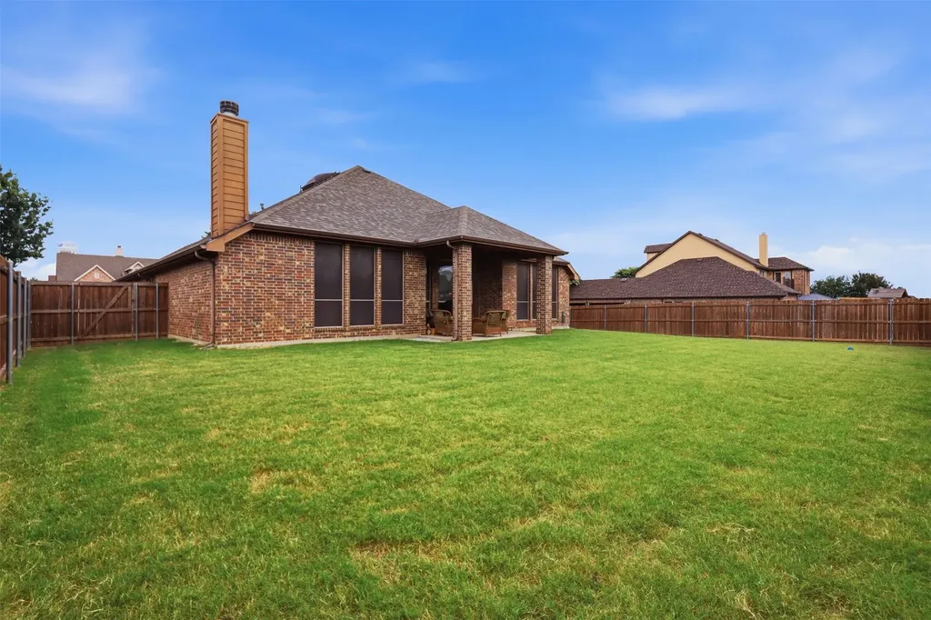 1608 Salado Trail Weatherford TX 76087