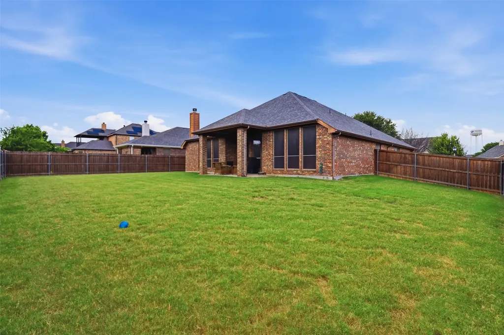 1608 Salado Trail Weatherford TX 76087