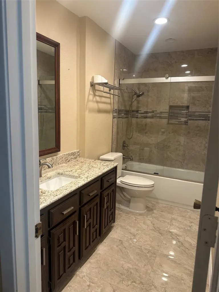3701 South Court Fort Worth TX 76133