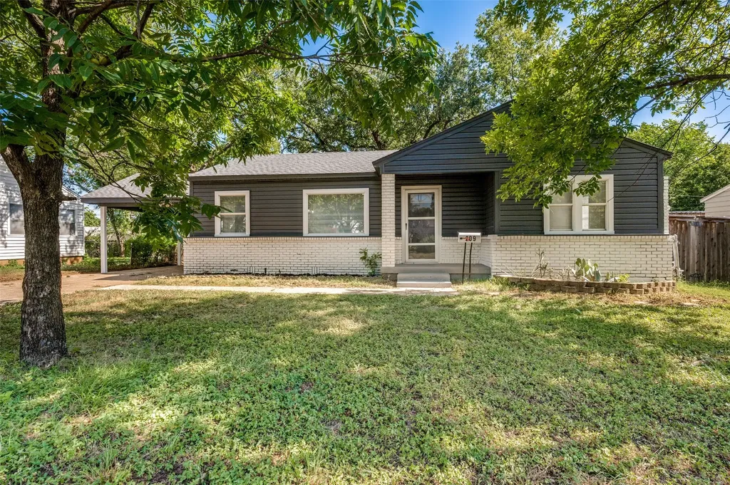 209 W 12th Street Irving TX 75060