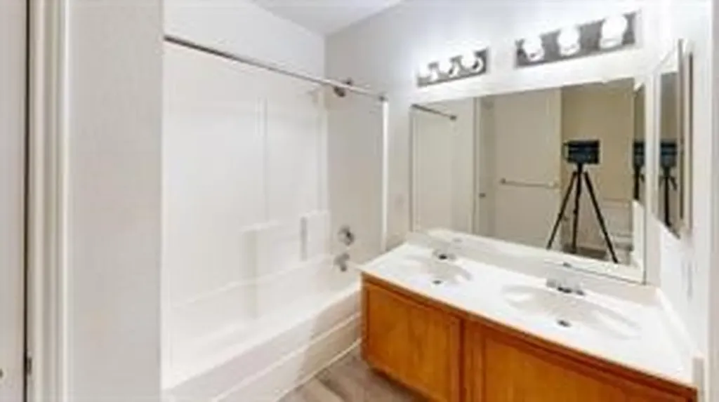 603 Ambarella Street Arlington TX 76002