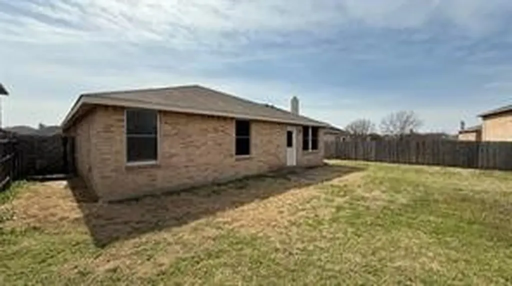 603 Ambarella Street Arlington TX 76002