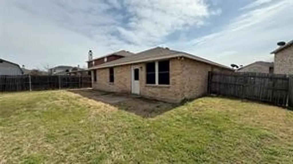 603 Ambarella Street Arlington TX 76002