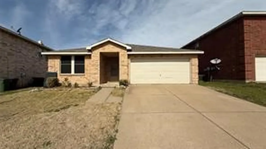 603 Ambarella Street Arlington TX 76002