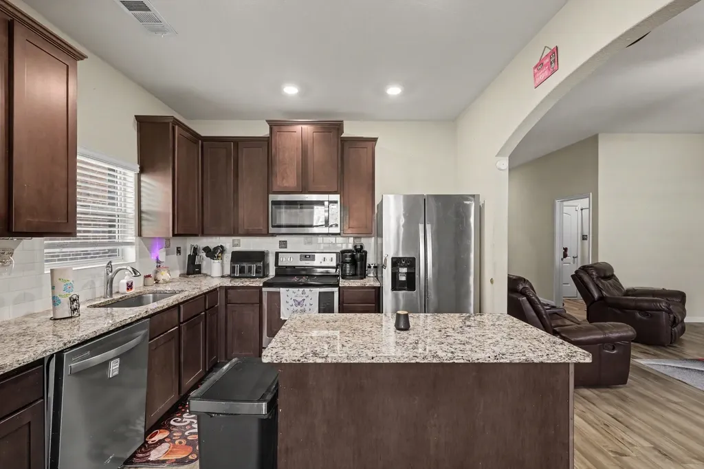 5216 Persimmon Drive Denton TX 76207
