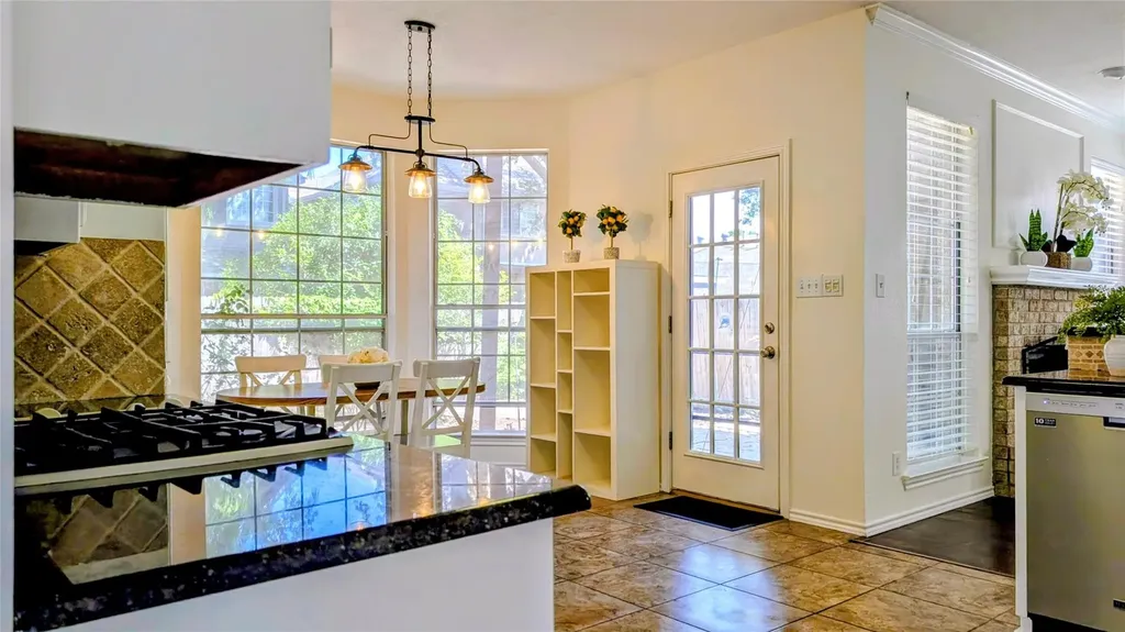 2308 Mapleleaf Lane Flower Mound TX 75028