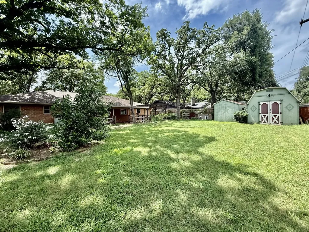 202 Juniper Street Mansfield TX 76063