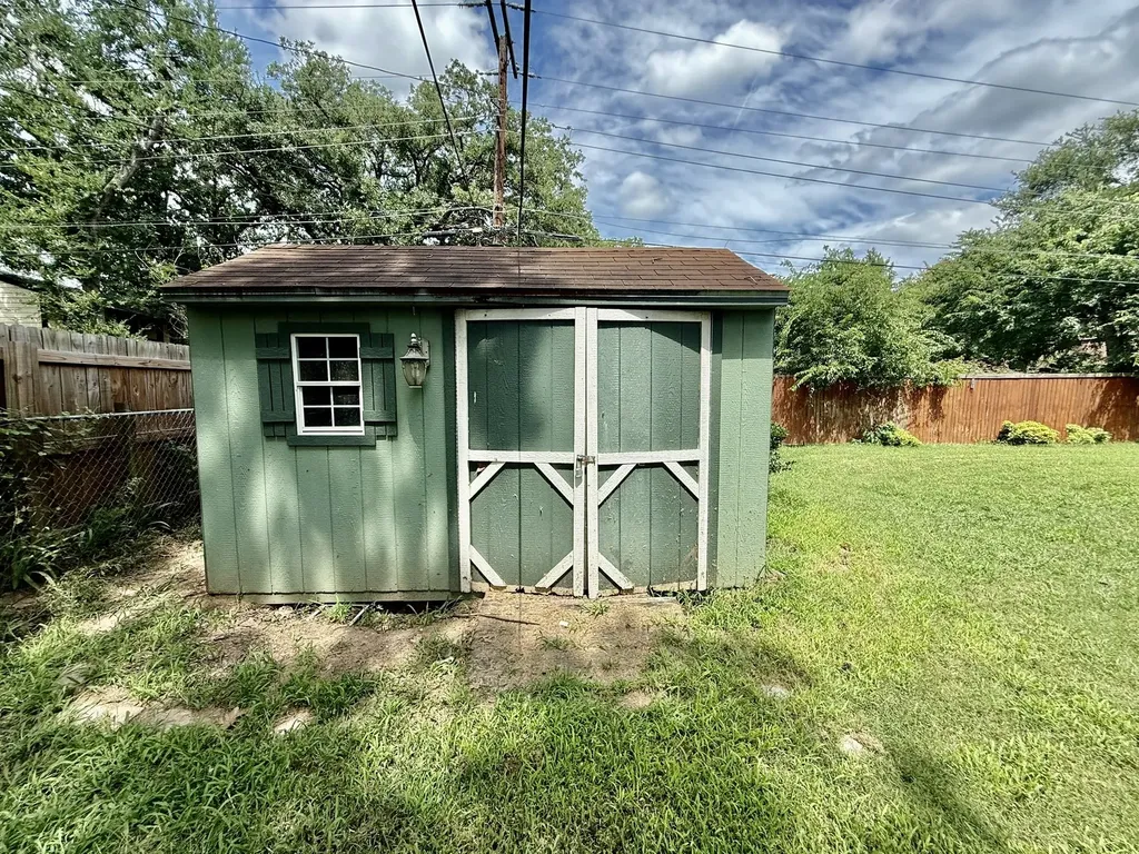 202 Juniper Street Mansfield TX 76063