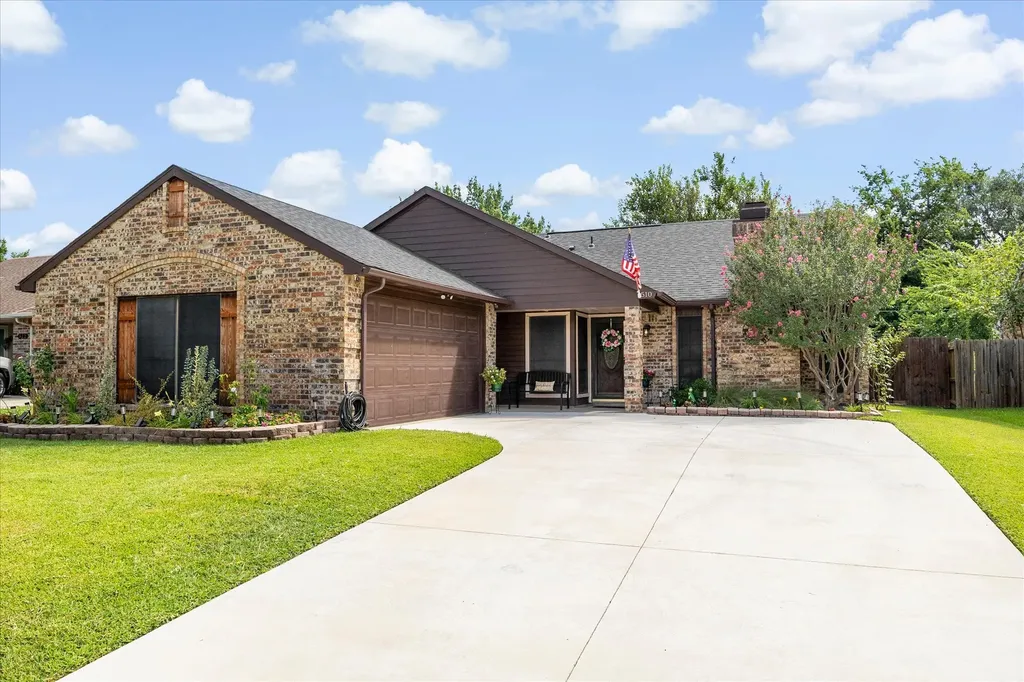 510 Rosewood Lane Forney TX 75126