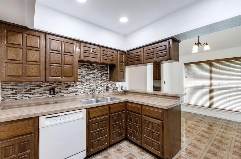 8782 Marilyn Drive Frisco TX 75033