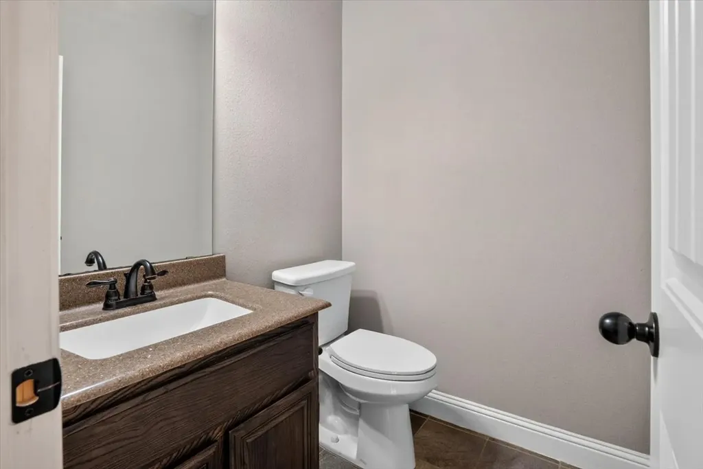 1626 Hawthorne Street Cleburne TX 76033