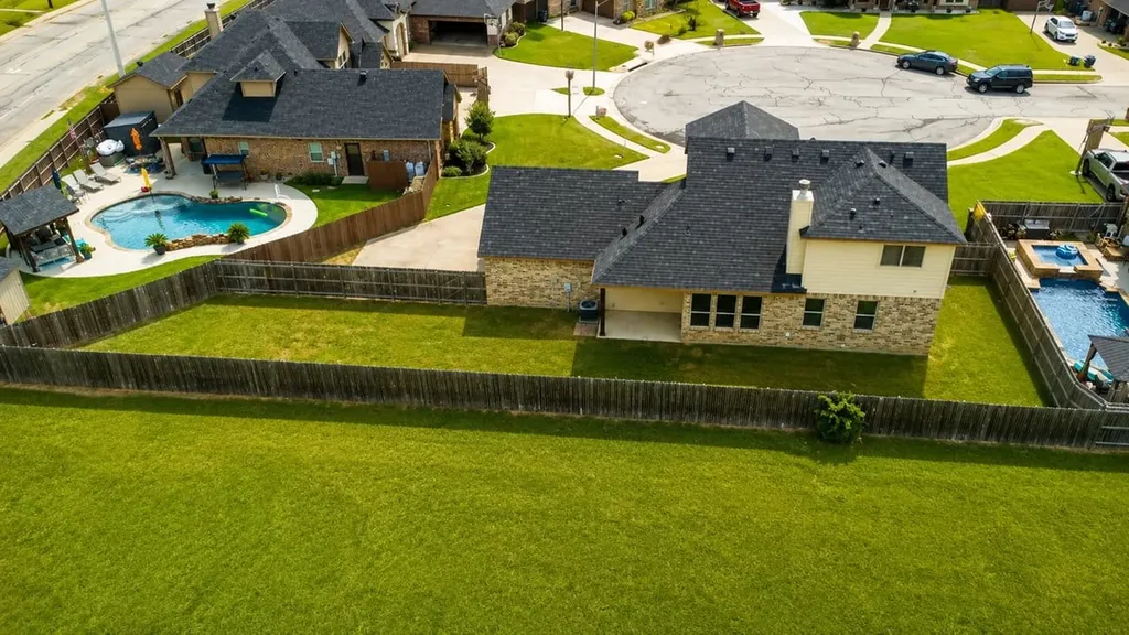 1626 Hawthorne Street Cleburne TX 76033