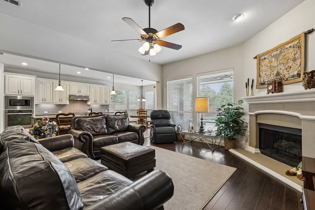 6204 Indian Blanket Trail Flower Mound TX 75028