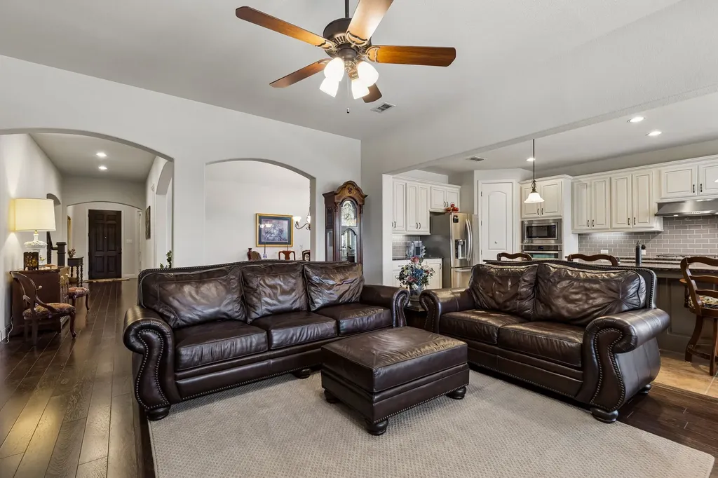 6204 Indian Blanket Trail Flower Mound TX 75028