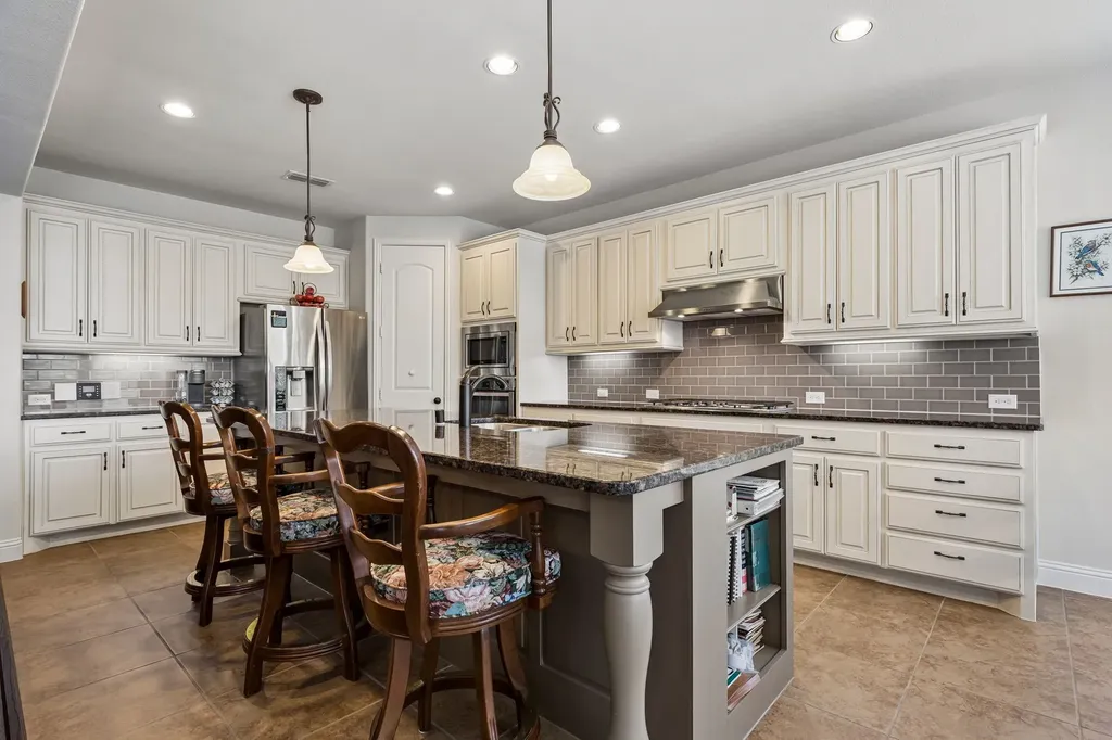 6204 Indian Blanket Trail Flower Mound TX 75028