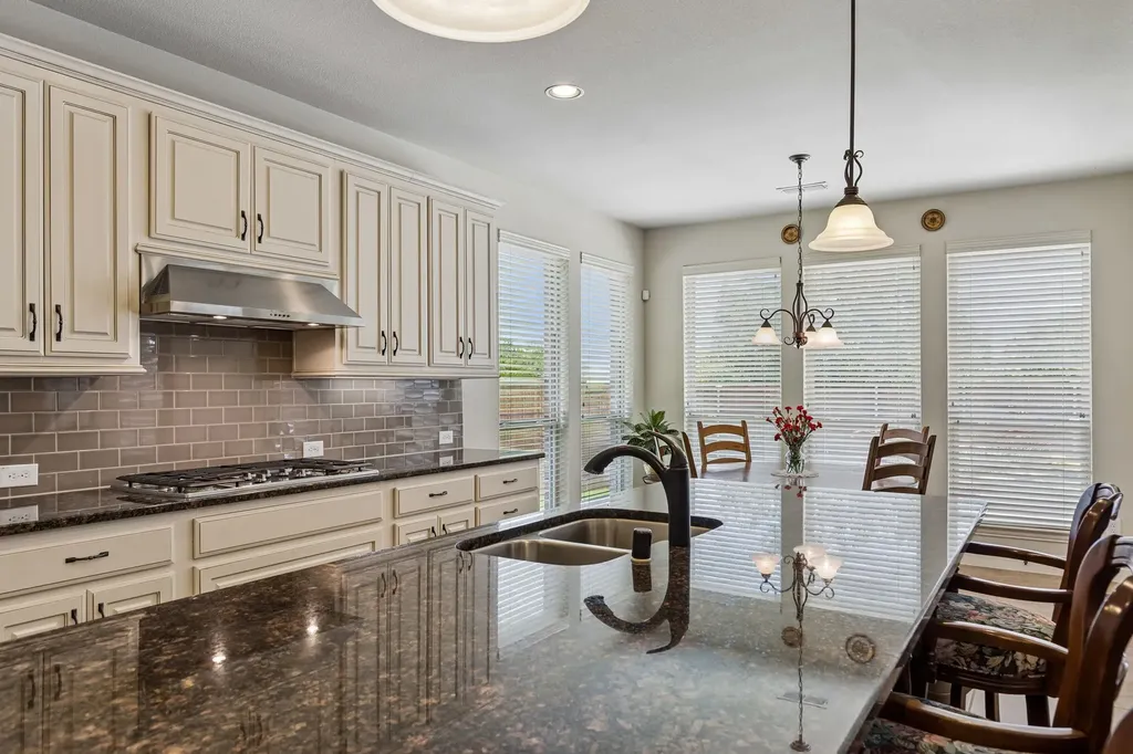 6204 Indian Blanket Trail Flower Mound TX 75028
