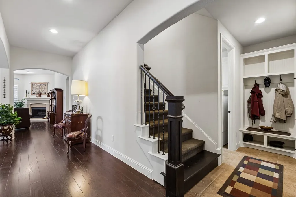 6204 Indian Blanket Trail Flower Mound TX 75028