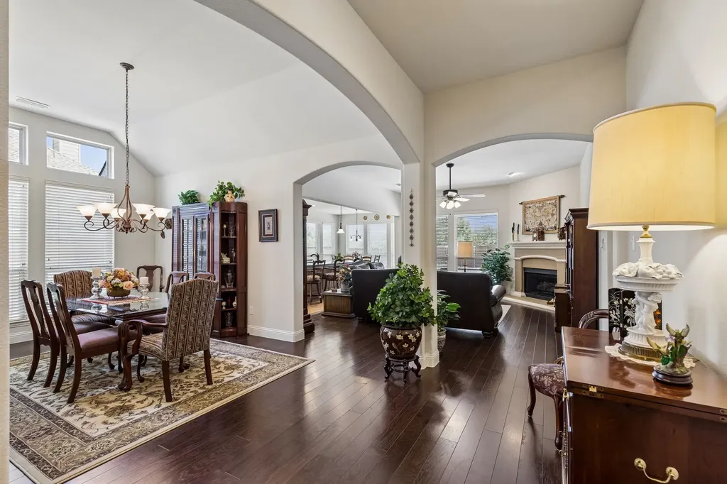 6204 Indian Blanket Trail Flower Mound TX 75028