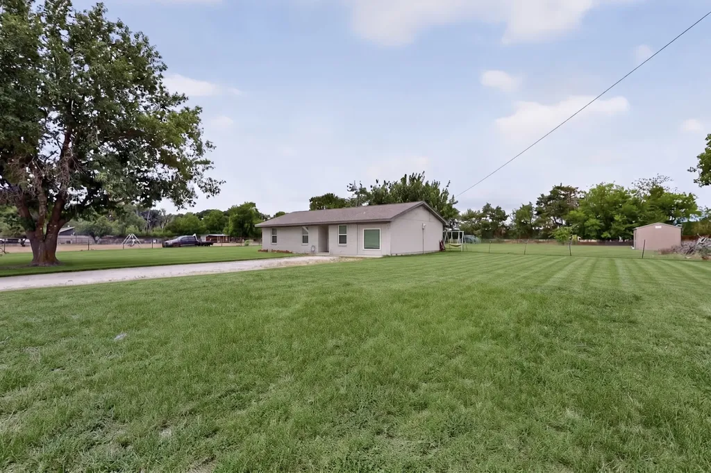 10332 Grabbs Lane Terrell TX 75161
