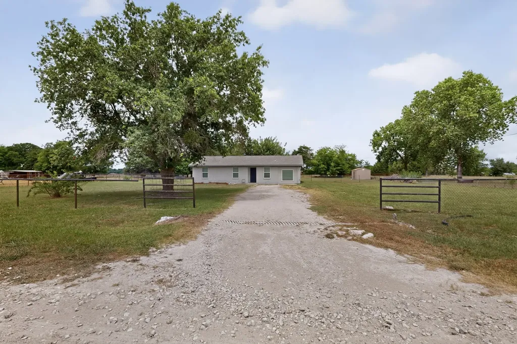 10332 Grabbs Lane Terrell TX 75161