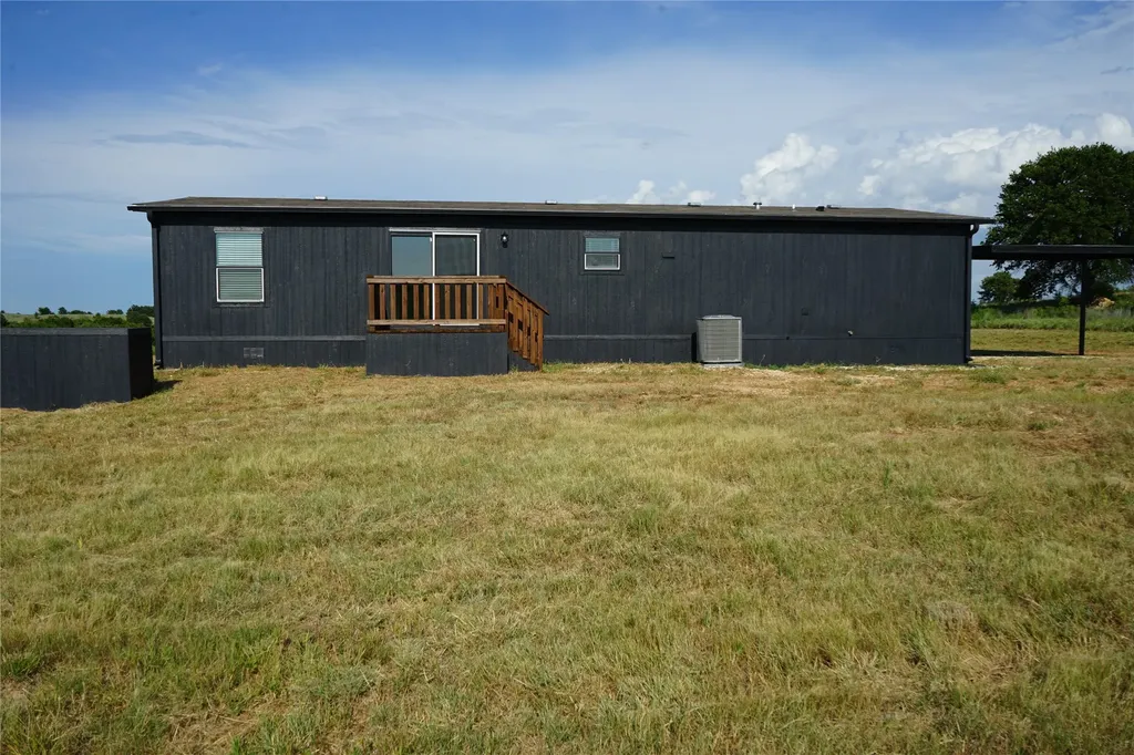 1023 Hopewell Road Bellevue TX 76228