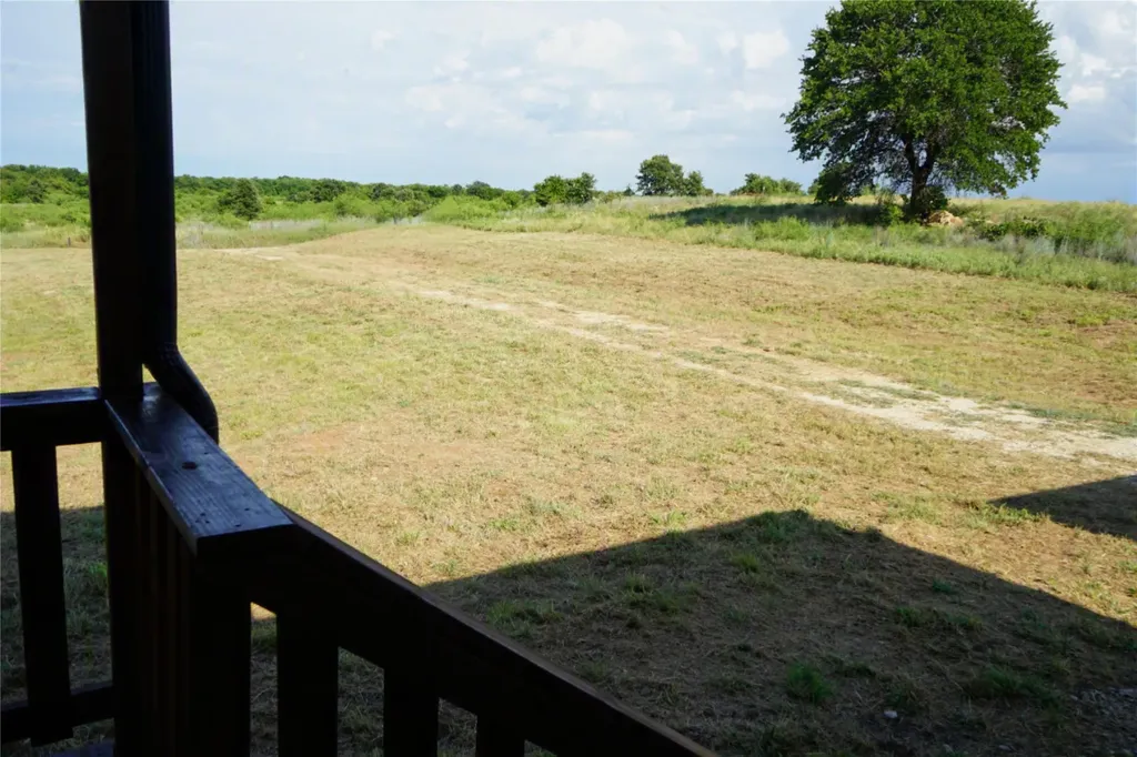 1023 Hopewell Road Bellevue TX 76228