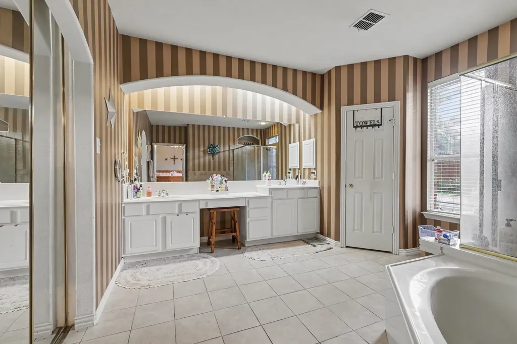 10402 Fairway Vista Drive Rowlett TX 75089