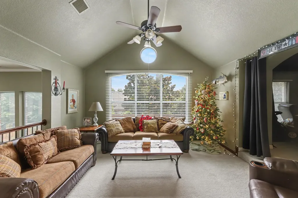10402 Fairway Vista Drive Rowlett TX 75089