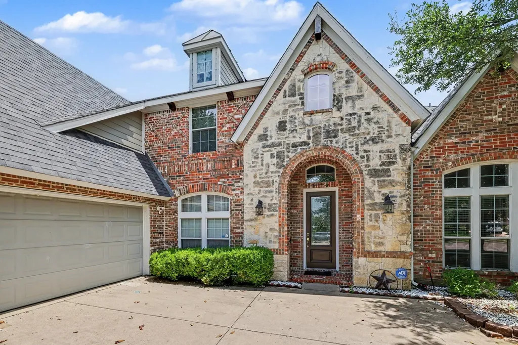 10402 Fairway Vista Drive Rowlett TX 75089