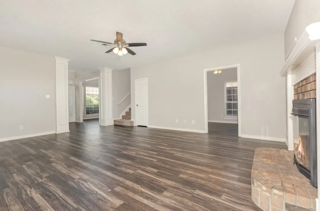 1305 Barclay Drive Carrollton TX 75007